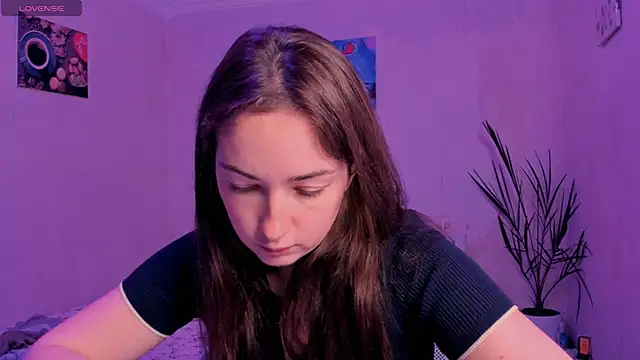 cClandesTina online show from 10/11/25, 03:43