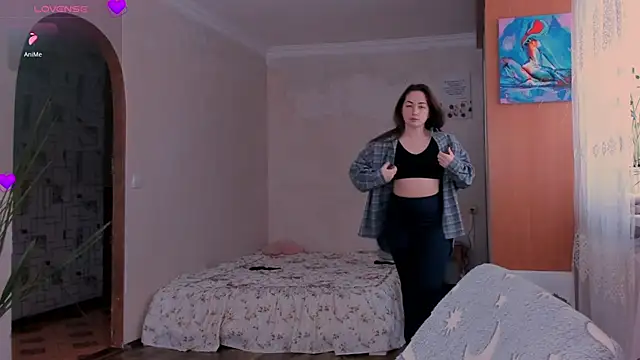 cClandesTina online show from 12/04/25, 11:52