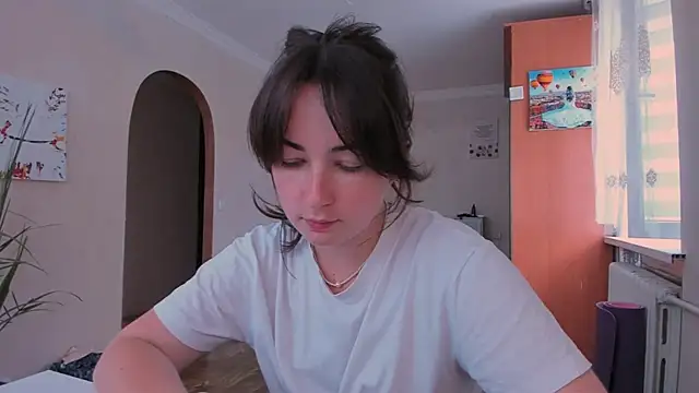 cClandesTina online show from 07/01/26, 10:17