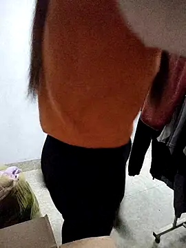 Haralushiaaa online show from 10/25/25, 02:08