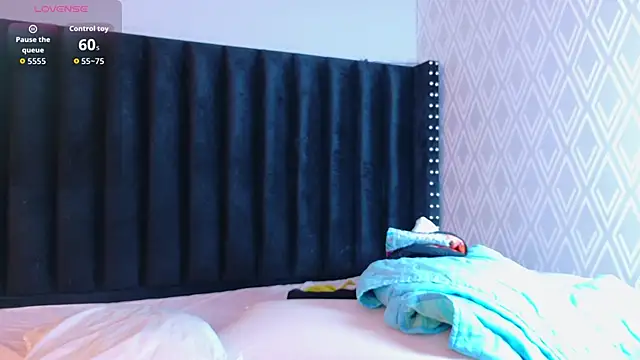 littleebluee online show from 02/07/26, 02:59