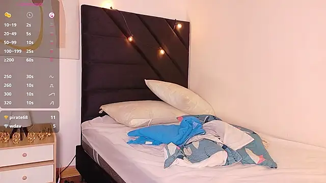 littleebluee online show from 06/01/26, 07:37