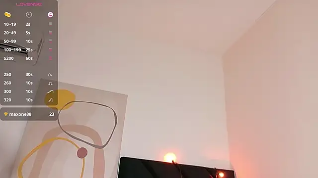 littleebluee online show from 06/04/26, 07:53