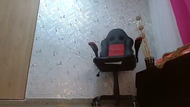 Samantabrown  online show from 02/09/25, 05:22