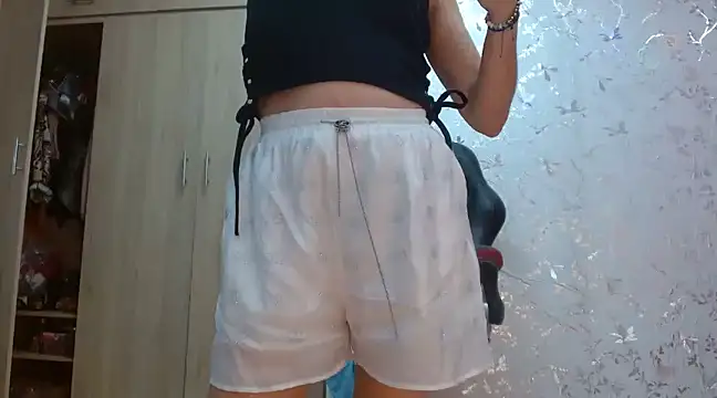 Samantabrown  online show from 02/14/25, 10:07