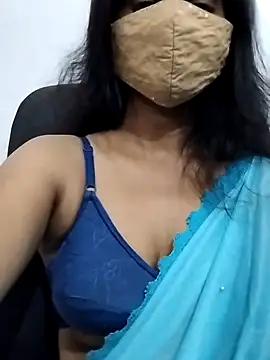 Snapshot of Triveni-Lovely chatting on 05/27/26, 08:00 Triveni-Lovely online show from 05/27/26, 08:00