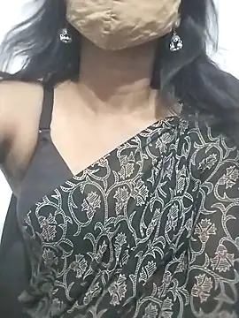 Snapshot of Triveni-Lovely chatting on 06/04/26, 04:46 Triveni-Lovely online show from 06/04/26, 04:46