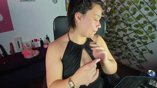 Amy hoy69 online show from 02/25/26, 02:43