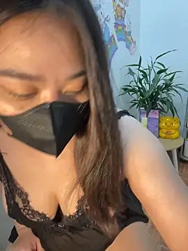 --Lyly-- online show from 03/11/25, 07:04