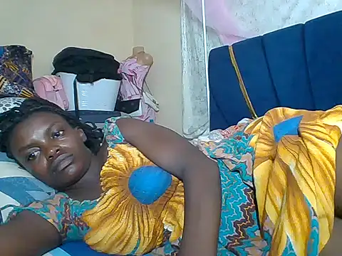 awino001 online show from 11/30/25, 11:53