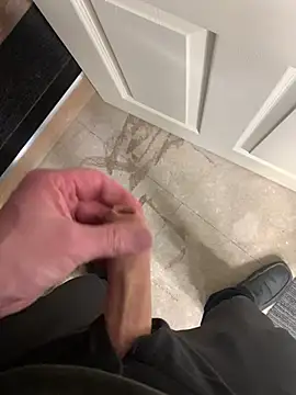 Snapshot of cmp24 chatting on 02/28/25, 03:15 cmp24 online show from 02/28/25, 03:15