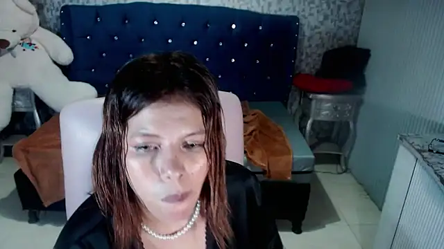 CurvyJulieth online show from 01/15/25, 04:15