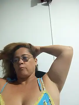 natally ross21 online show from 11/18/25, 02:28