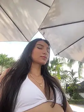 Snapshot of loly-yandere chatting on 01/15/25, 08:26 loly-yandere online show from 01/15/25, 08:26