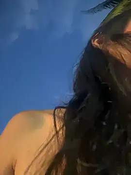 Snapshot of loly-yandere chatting on 01/18/25, 11:22 loly-yandere online show from 01/18/25, 11:22