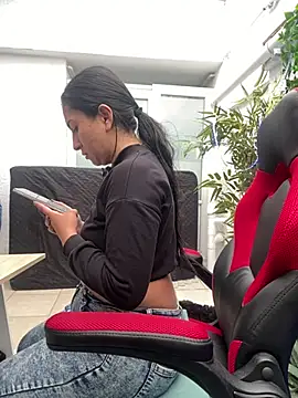 luna asss online show from 02/20/25, 02:02