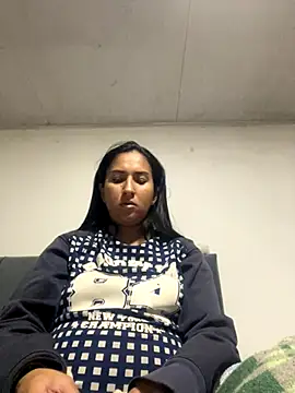 luna asss online show from 11/04/25, 08:30