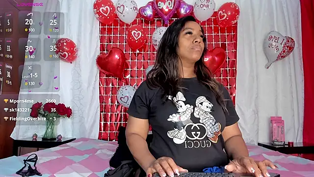 AmbarthSmiith2 online show from 02/02/25, 12:46