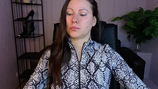 Dana  dom online show from 04/17/26, 01:52