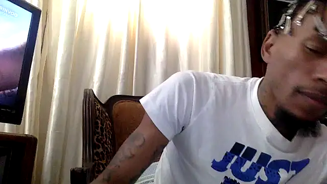 KingDerRico online show from 10/26/25, 03:29