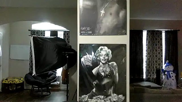 KingDerRico online show from 12/05/25, 06:04