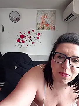 carolyne2023 online show from 03/27/26, 08:59