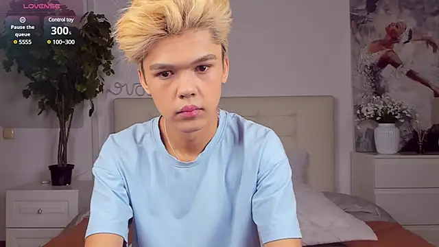 Felix Rey online show from 03/02/25, 04:32