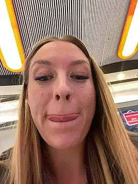 Sweet   Emily online show from 11/19/25, 01:22