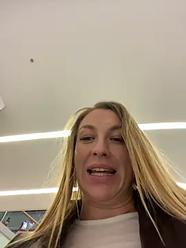 Sweet   Emily online show from 11/24/25, 01:44