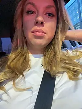 Sweet   Emily online show from 12/15/25, 01:04