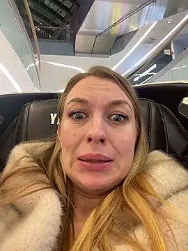 Sweet   Emily online show from 02/05/26, 03:49