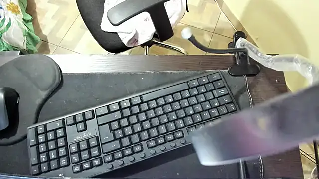 Amy Walker online show from 04/19/26, 04:50