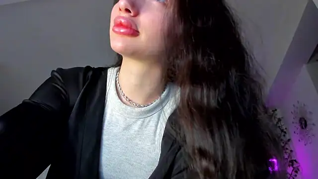 IreneVON online show from 02/09/25, 06:01