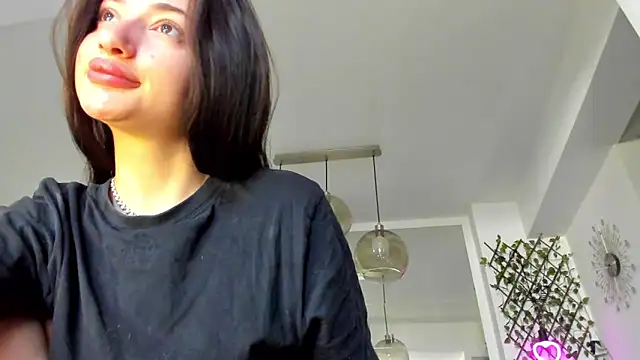 IreneVON online show from 03/09/25, 06:39