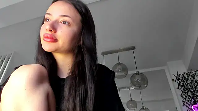 IreneVON online show from 03/11/25, 05:38