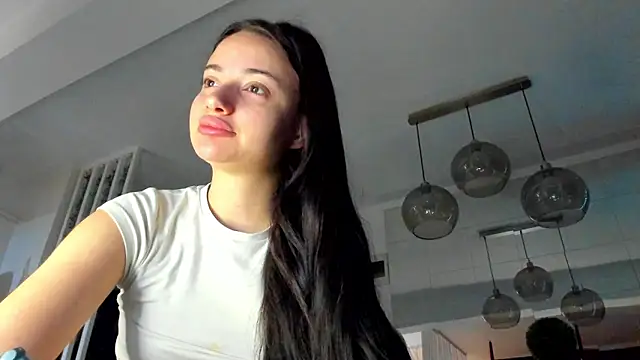 IreneVON online show from 10/18/25, 04:15