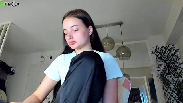 Snapshot of IreneVON chatting on 05/09/26, 03:23 IreneVON online show from 05/09/26, 03:23