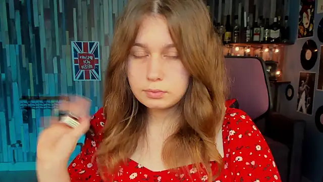 FioraMarmoris online show from 10/17/25, 12:30