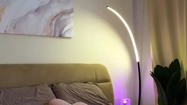 Eva Natsumi online show from 02/24/25, 10:59