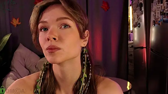 Eva Natsumi online show from 11/03/25, 05:03