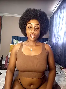 Queen-Chocolate online show from 01/24/25, 03:13