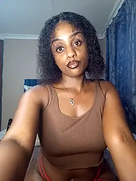 Queen-Chocolate online show from 01/30/25, 03:22