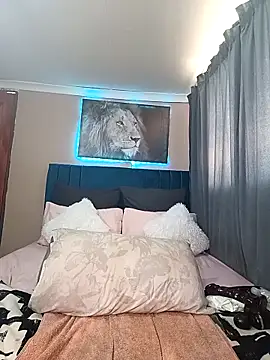 Queen-Chocolate online show from 02/01/26, 08:57