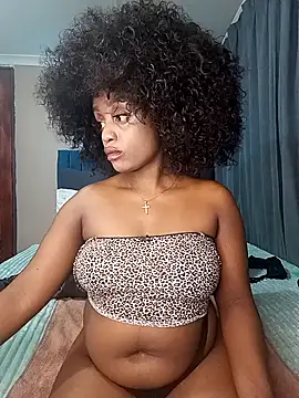 Queen-Chocolate online show from 03/15/26, 06:58