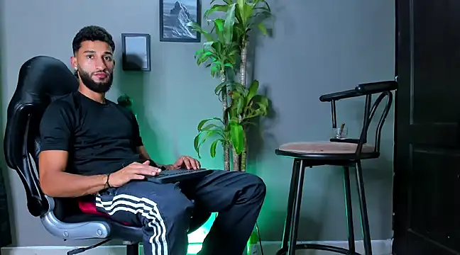 Damian 022 online show from 01/03/25, 01:38