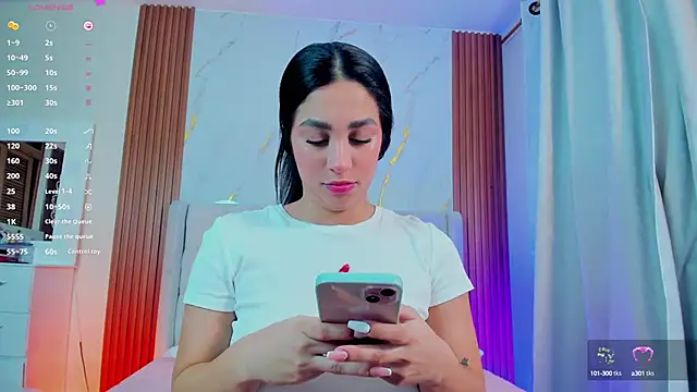 amelie leigh online show from 02/05/25, 01:15