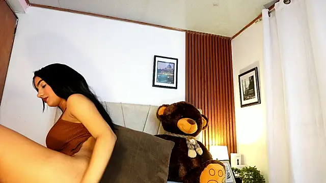Snapshot of angeli_sexi chatting on 06/30/26, 12:00 angeli sexi online show from 06/30/26, 12:00