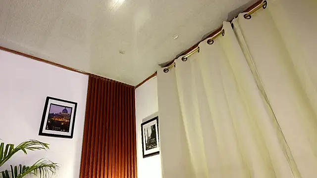Snapshot of angeli_sexi chatting on 07/05/26, 01:01 angeli sexi online show from 07/05/26, 01:01