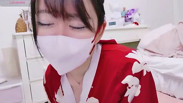 maii- online show from 04/16/26, 02:07