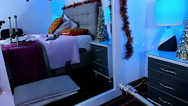 Samantha  Vega online show from 01/04/25, 02:25